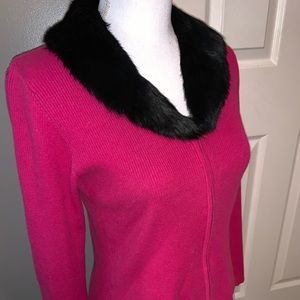JohnPaulRichard- Uniform Petite Fuchsia Sweater